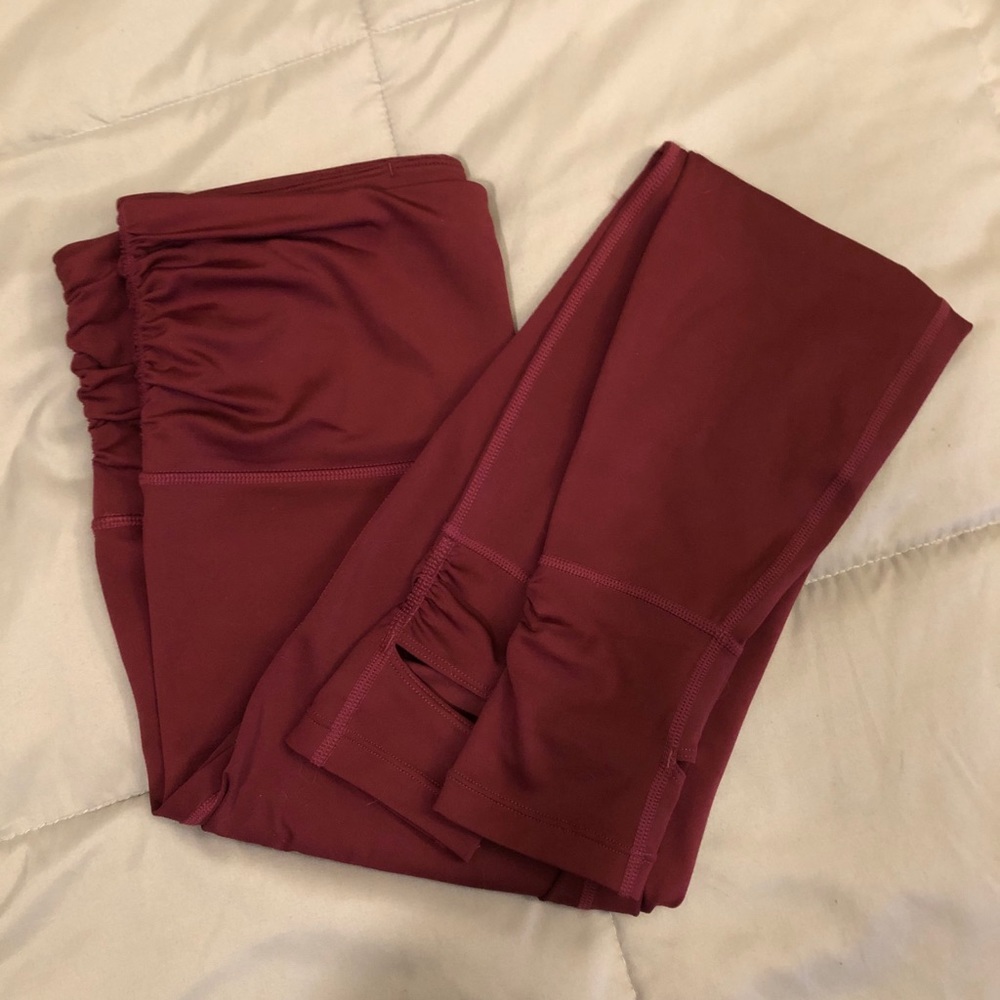 NWOT Gap yoga / dance leggings